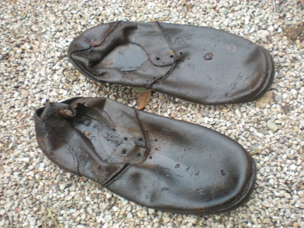 Les chaussures de repos   Saxon_10