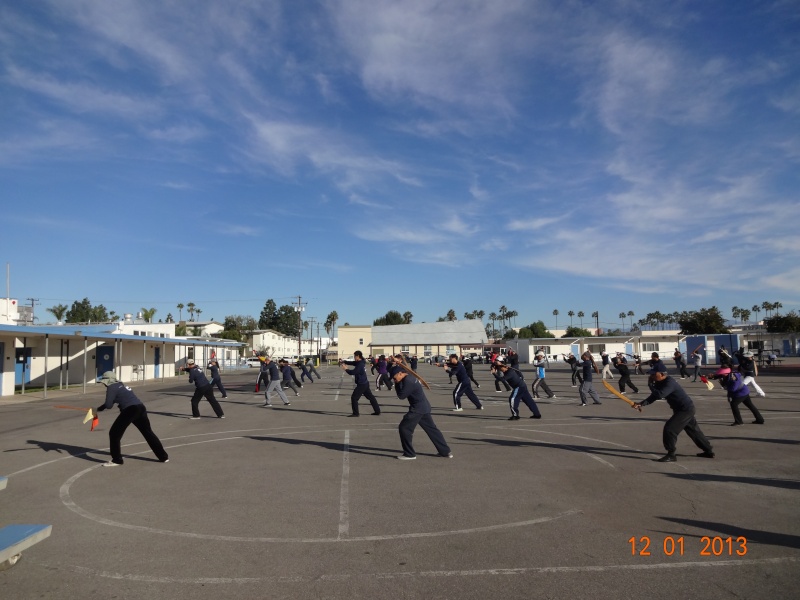 Yang Taichi Dao 32 Forms Class Practice on 12/1/2013  Dsc04321