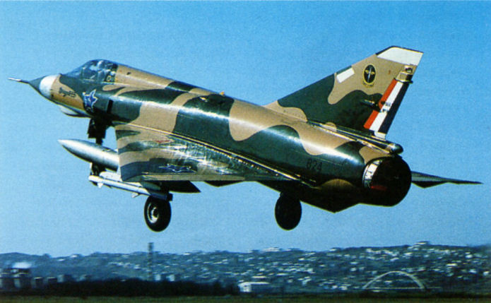 1/48  Mirage 5 p4 Peru   Heller   FINI - Page 2 0121-010