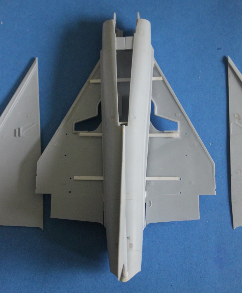 1/48 Mirage 5 p4 Peru Heller FINI Chris_10