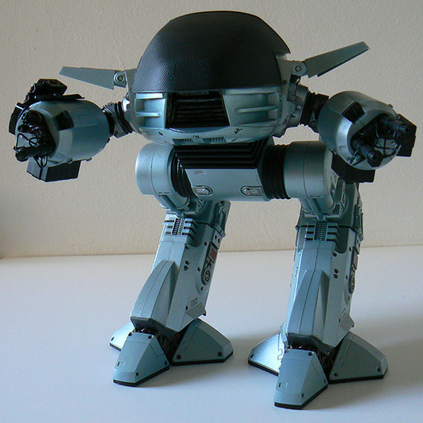 Robocop - ED 209 Neca_e14