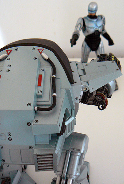 Robocop - ED 209 Neca_e35