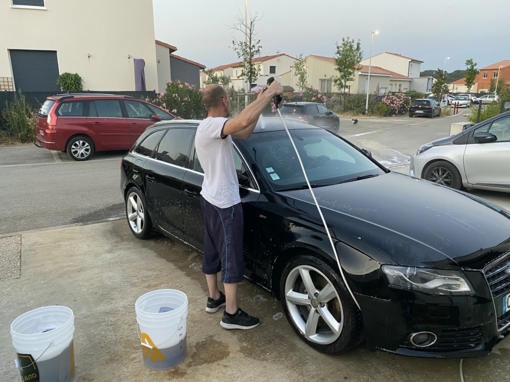 Lavage simple A4 Avant B8 polissage toit Img_3918