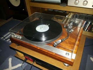 Micro Seiki Turntable model DD5 and Solid 5 - SOLD Tt110