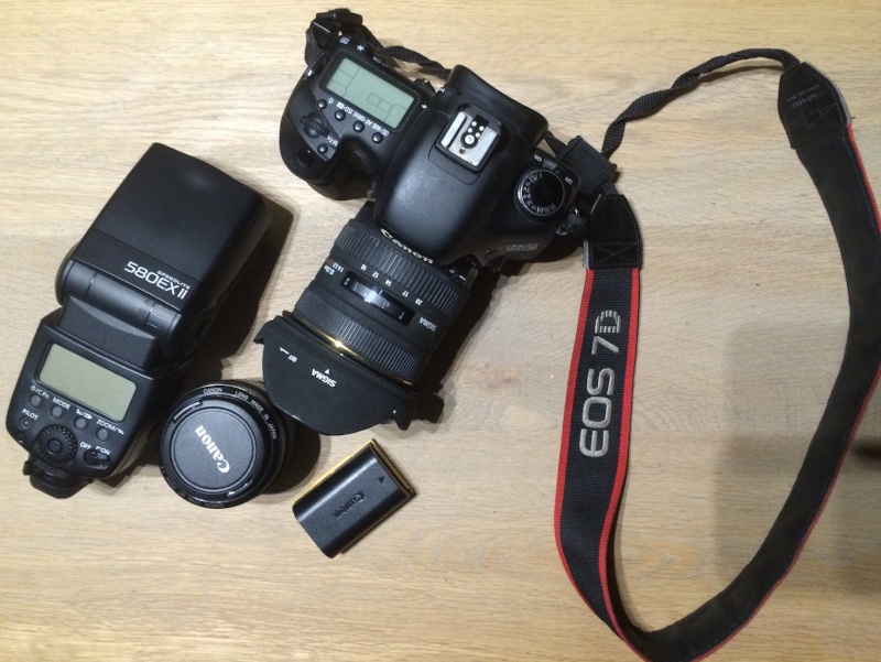 Canon EOS 7D + 35mm f2 + Sigma UGA 10-20 mm Eos-7d10