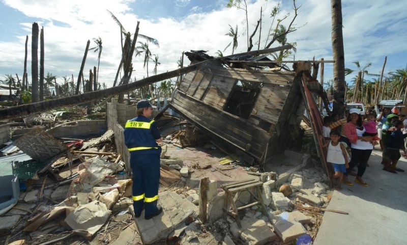 Haiyan - THW - Katastrophenhilfe Twa_be10