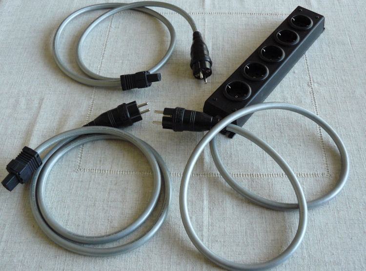 [Image: p1020010.jpg]
