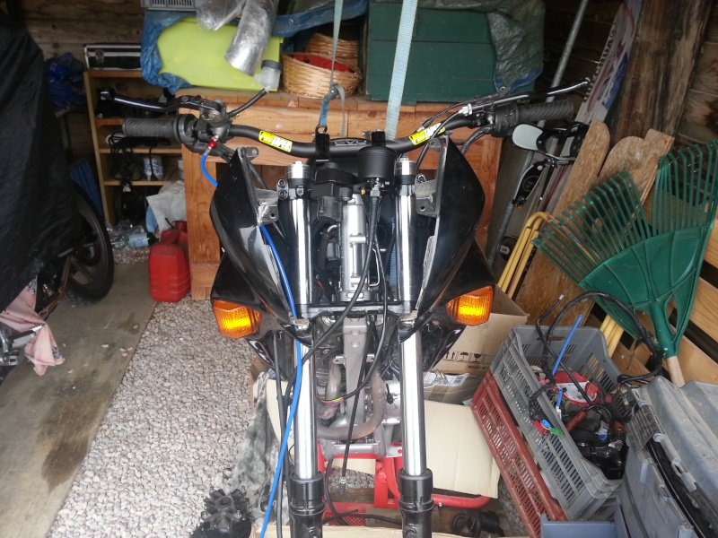Transformer un NX650 en scrambler - Page 3 20140311