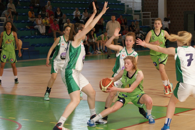 St Amand Hainaut  Basket infos ! - Page 2 Dsc05410