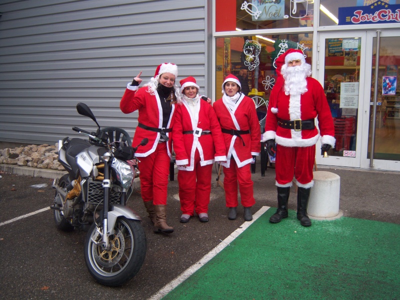 Un Père Noël en moto : pour des enfants hospitalisé !! Le 15/12/2013 - Page 19 100_5315