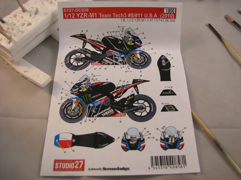 [tamiya /KS Workshop]M1 2010 tech 3 colin edwards - Page 3 00514