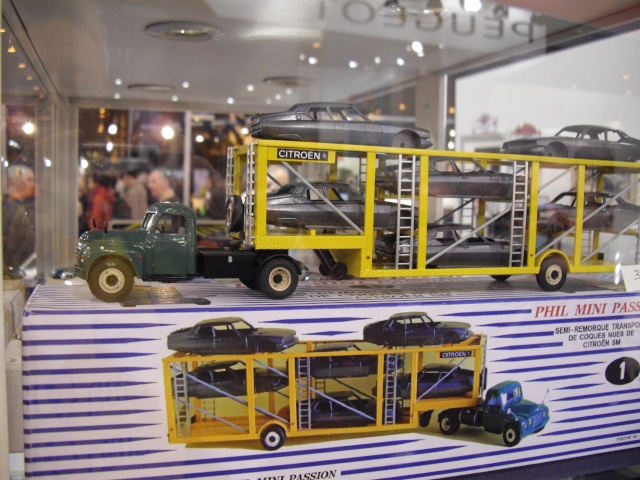 Miniatures à Rétromobile Imgp0824