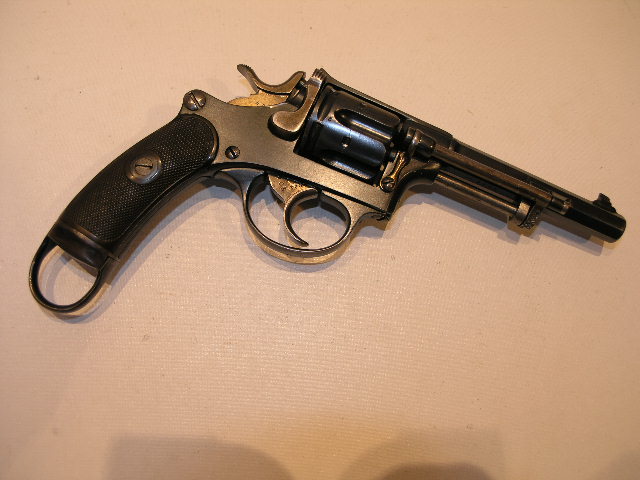 Revolvers d'ordonnance 1882 et 1929 P9301110