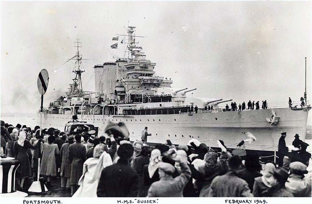 CROISEURS DE LA ROYAL NAVY ET DU COMMONWEALTH - Page 4 Sussex11