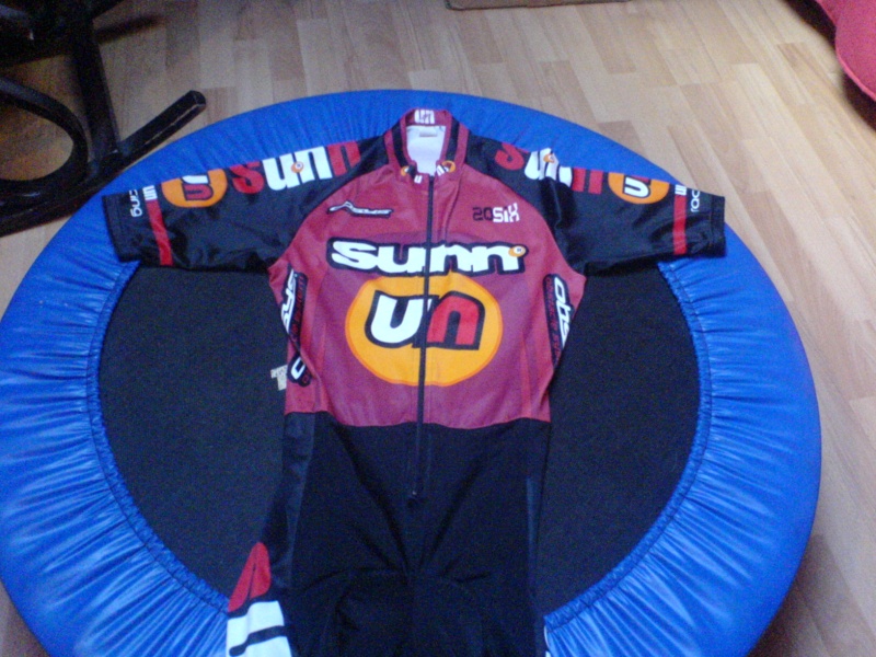 MAILLOTS - Page 3 Dsc01126