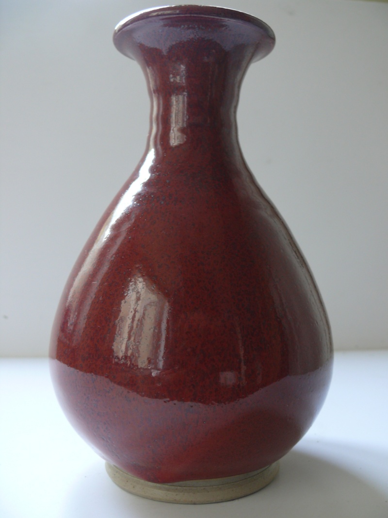 oxblood glazed vase P1310053