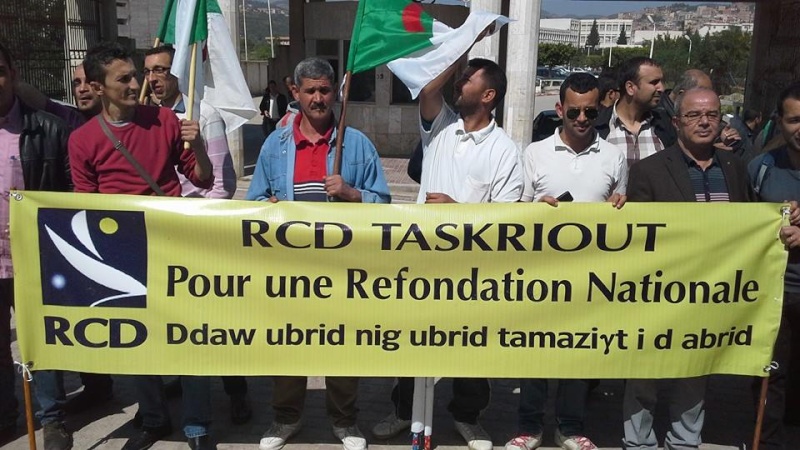 Bejaïa :  Imposante marche pour le boycott et Tamazight le 15 Avril 2014 134