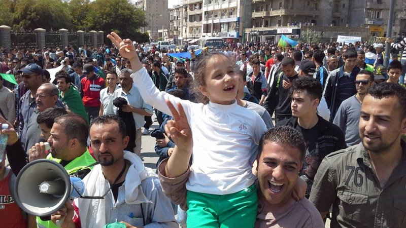 Bejaïa :  Imposante marche pour le boycott et Tamazight le 15 Avril 2014 - Page 2 160