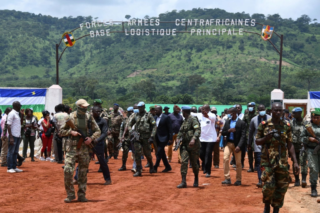 Armées de la République centrafricaine  - Page 12 24118810