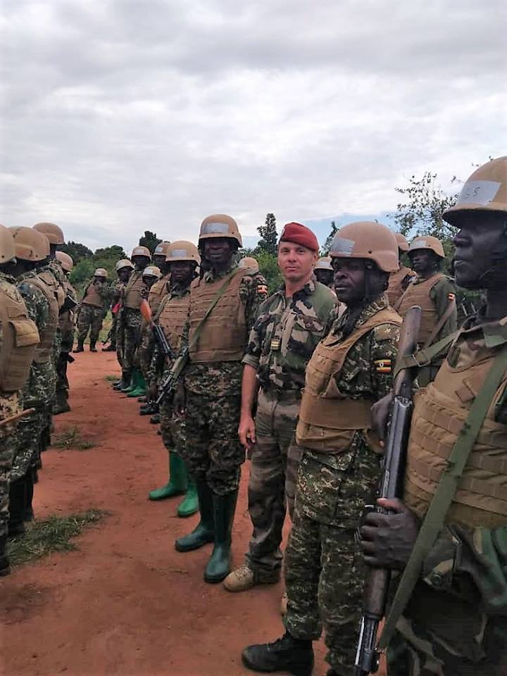 Armée Ougandaise/Uganda Peoples Defence Force (UPDF) - Page 5 3337