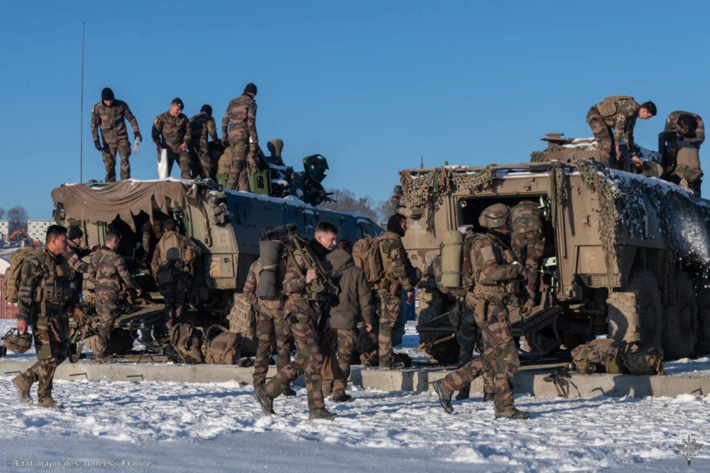 Armée Française / French Armed Forces - Page 21 42568310