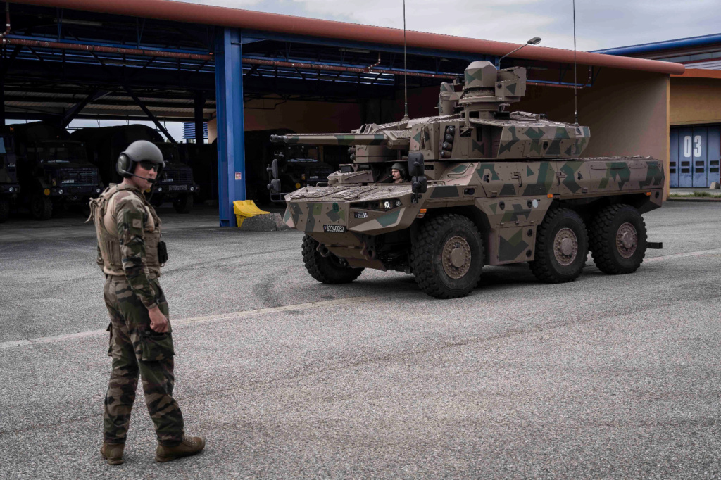 Armée Française / French Armed Forces - Page 27 43984911