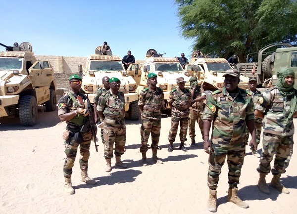 Armée Malienne / Armed and Security Forces of Mali - Page 16 _12f3600
