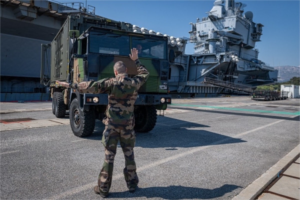 Armée Française / French Armed Forces - Page 26 _12f3732