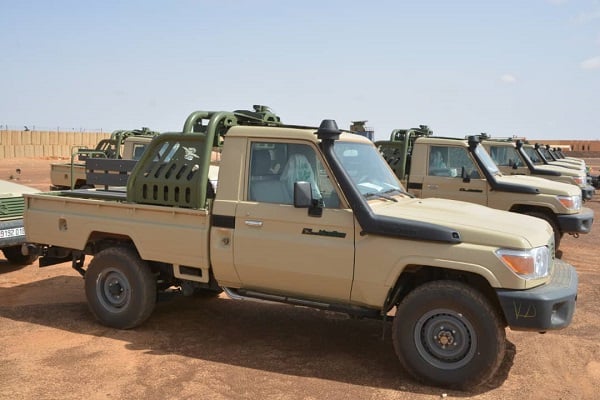 Armée Malienne / Armed and Security Forces of Mali - Page 16 _12f3982
