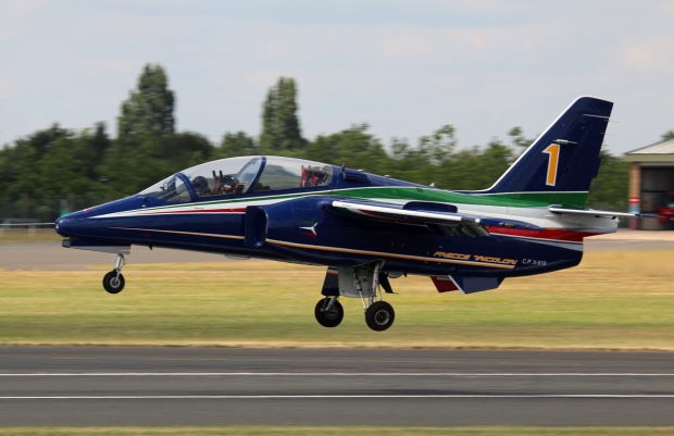 Aermacchi M-345HET (Trainer High Efficiency)  _12f7j59