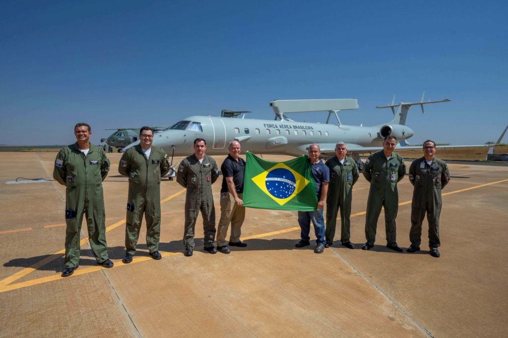 Armée Brésilienne/Brazilian Armed Forces/Forças Armadas Brasileiras - Page 40 Gbnhjy12