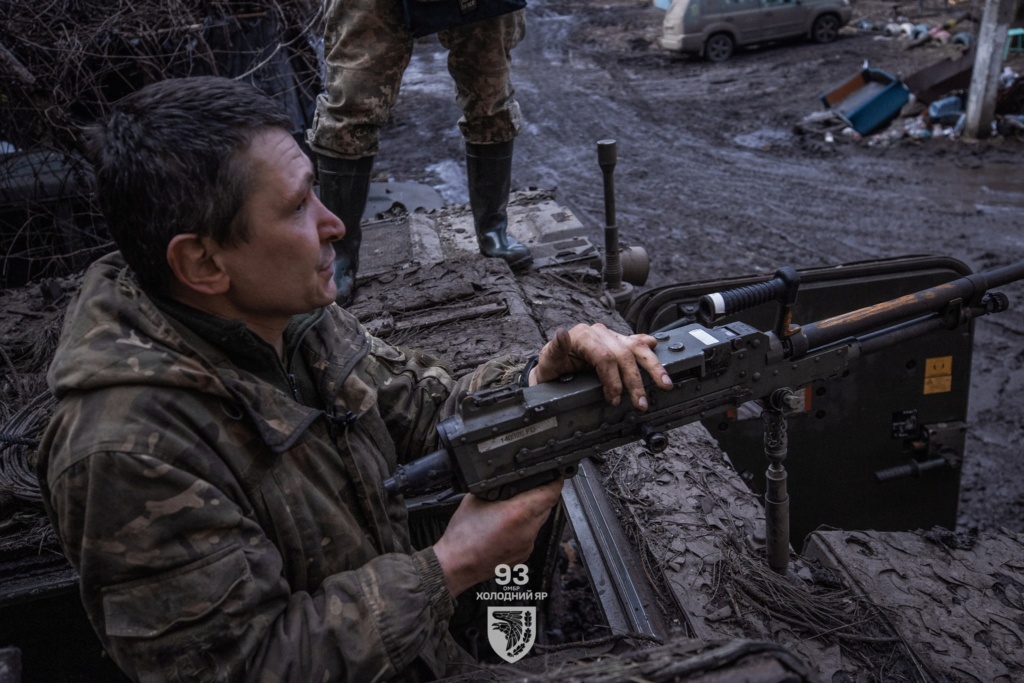 Ukrainian Armed Forces / Zbroyni Syly Ukrayiny - Page 37 Ggejuw10