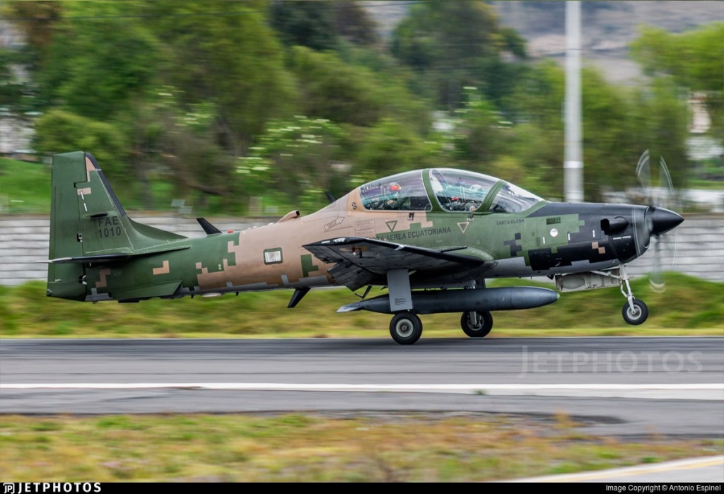 Armée Equatorienne/Fuerzas Armadas del Ecuador - Page 7 Glntmr11