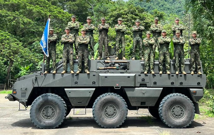Armée Equatorienne/Fuerzas Armadas del Ecuador - Page 7 Gnbkir10