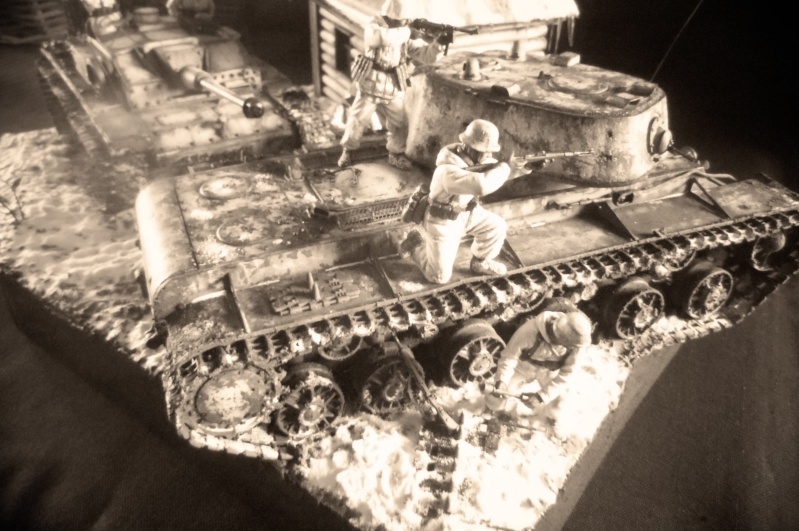 StuG III/F8 [ REVELL ] + KVI [TRUMPETER ] Eastern front mars 1943  (Diorama en cours) - Page 4 100_1623