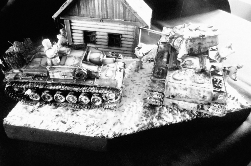 StuG III/F8 [ REVELL ] + KVI [TRUMPETER ] Eastern front mars 1943  (Diorama en cours) - Page 4 100_1624