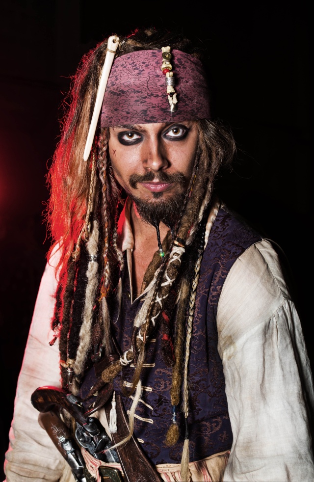 [Costumes] Capitaine Jack Sparrow & Angélica - Page 3 Djackh11