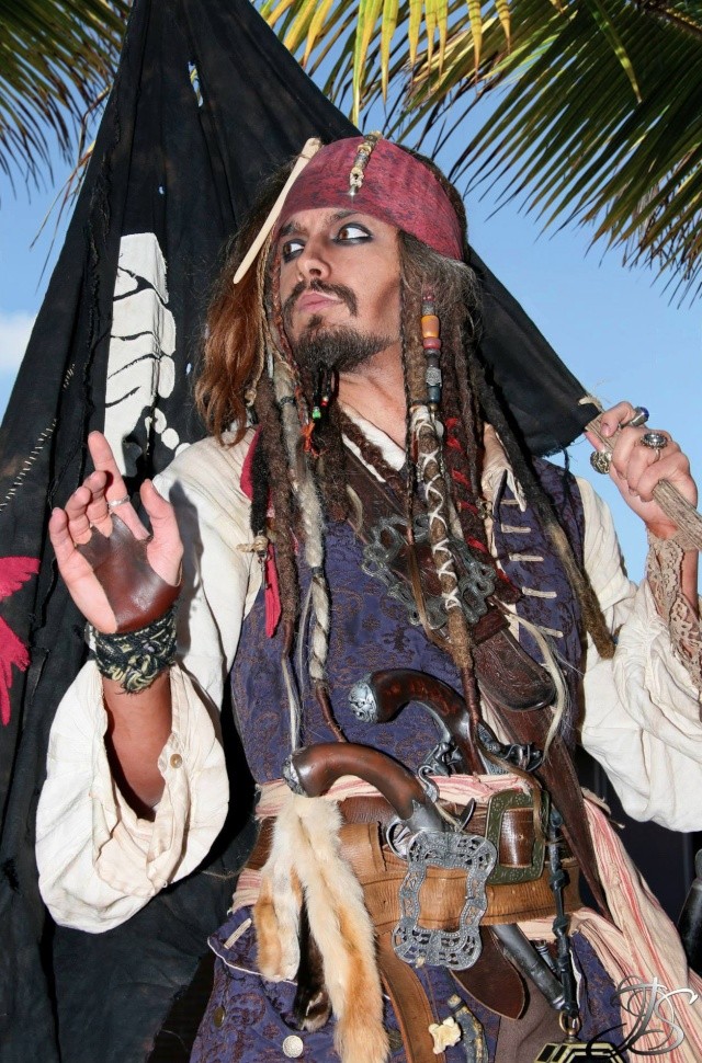 [Costumes] Capitaine Jack Sparrow & Angélica - Page 3 Jack211