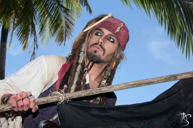[Costumes] Capitaine Jack Sparrow & Angélica - Page 3 Jack511