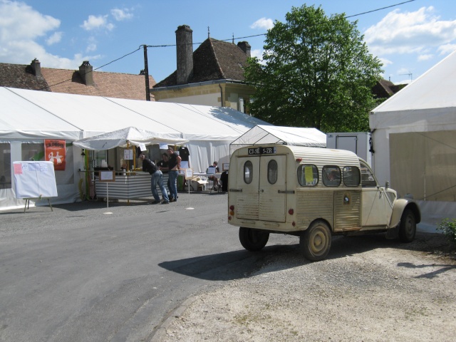 2cv en FAUXLIE'S 2014 Fauxli11