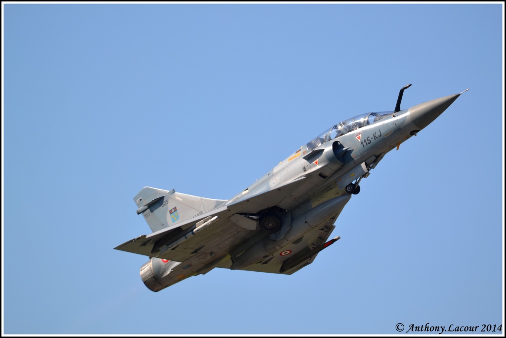 Mirage 2000.......série de 1111 à 1200  - Page 6 Dsc_0099