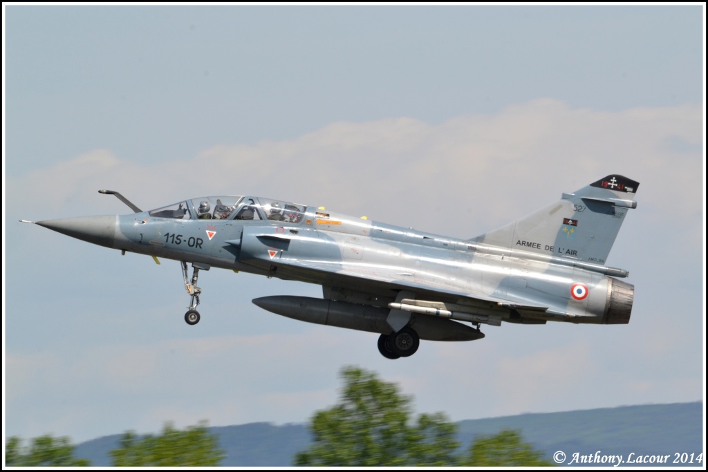 Mirage 2000.......série de 1111 à 1200  - Page 6 Dsc_0128