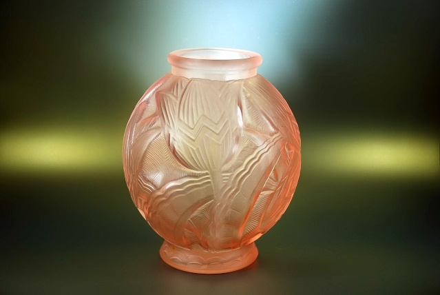 vase 'Les Nénuphars' Pierre d'Avesn. 1926-1928 Glass010