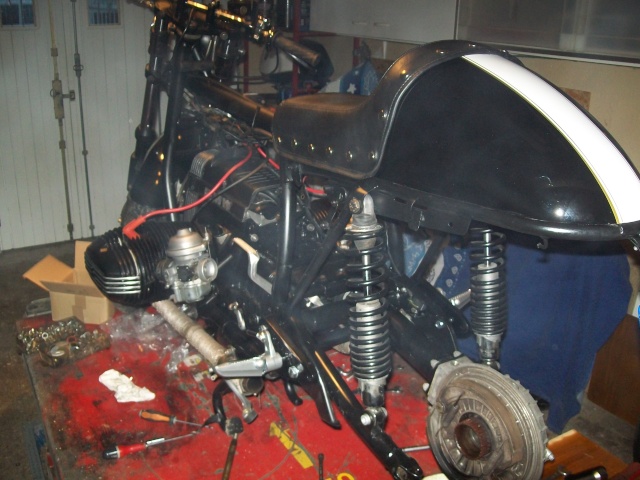 1 er saute sur BMW R 65/7 100_4313