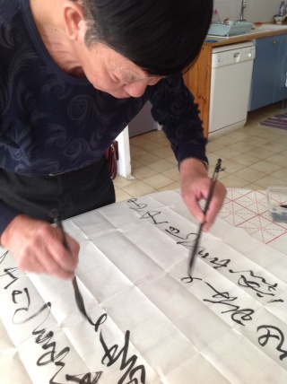 M. Guo Jing Ming « le plus grand calligraphe de Chine » réside à Grenoble A_deux10