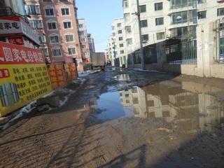 Mars 2013 en Chine (4) : l'urbanisation accélérée et ses conséquences Dscn7011