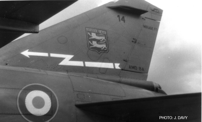 [HASEGAWA] Mirage F.1C - 1/72 014_3011