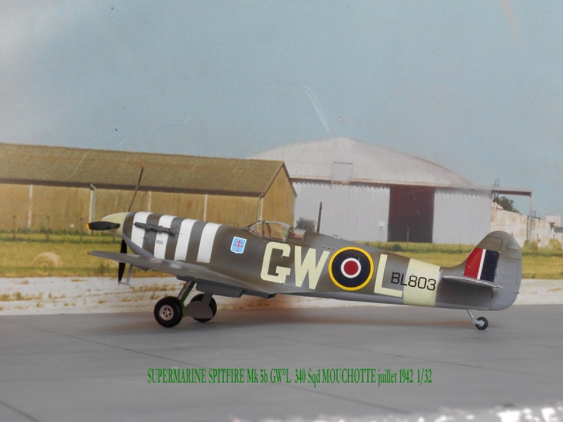 Spitfire Mk Vb "Ile de France" 340 Sdn 1942 - Page 3 Superm41