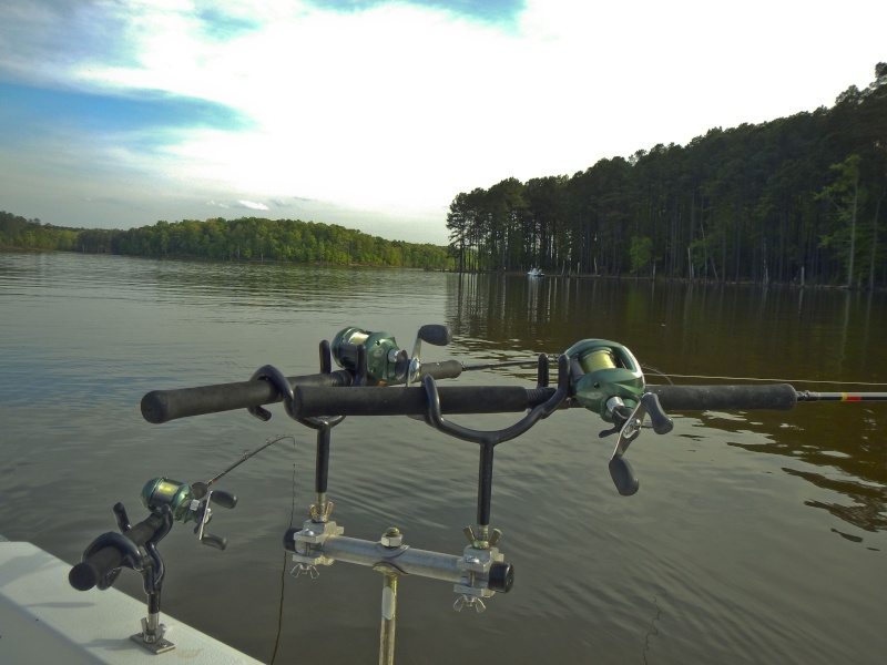 Crappie Spawn in Full Swing on Jordan 2014_411