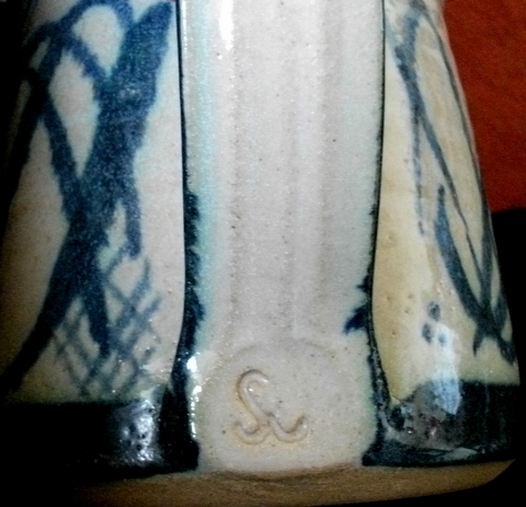  Sim Wood, Trevillador Pottery, Cornwall Dscf1811